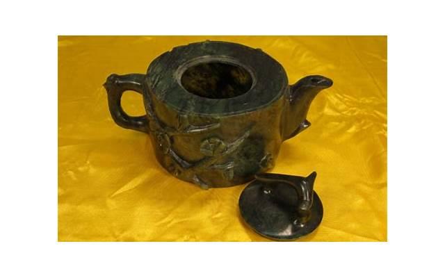 阴jing总是不自觉勃起怎么回事？