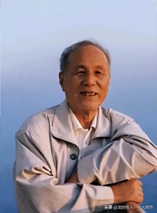 ​穆青：新华社原社长、中国现当代著名新闻人