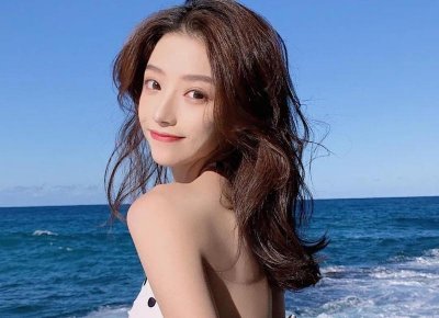 ​怎么主动发信息不尴尬（攻克尴尬自信攻势）（主动发信息不尴尬，只要端正你的