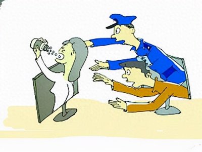 ​怂恿他人自杀犯法吗？属于故意杀人吗？道德难容严重者甚至要坐牢