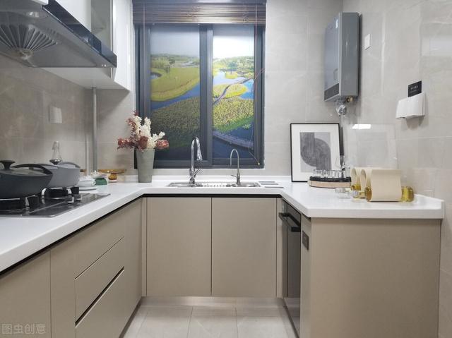 即热式电热水器好用吗优缺点(的电热水器为何还没被淘汰)(11)