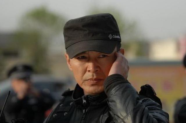 蒋小鱼马尔斯回来得知龙百川死了 火蓝龙百川身上的精神使蒋小鱼蜕变(3)