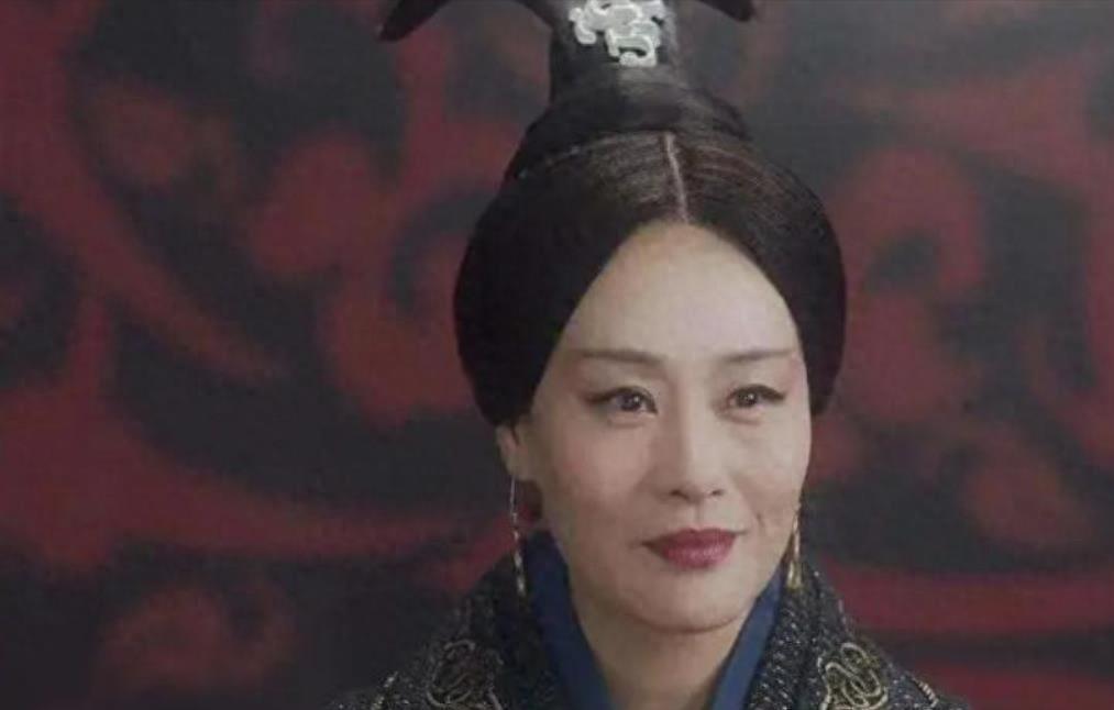 华阳夫人简介及人生经历（华阳夫人的传奇人生）-