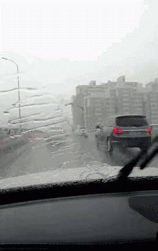 大雨开高速好开吗