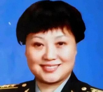 ​18大后首个落马的女将军，高小燕的沉沦与廉政之路的深思＂