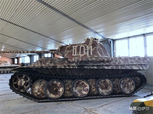 二战最强大的中型坦克黑豹：防御力、攻击力和机动性的完美组合