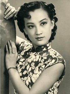 ​周璇究竟多美？3岁时因长得美，被亲舅拐卖，死后照片竟卖218万