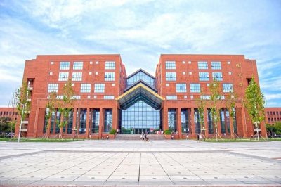 ​天津理工大学是一本大学吗？在国内是处于什么档次的大学？