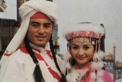 ​什么？他是还珠格格蒙丹，也是三生三世夜华他爹？