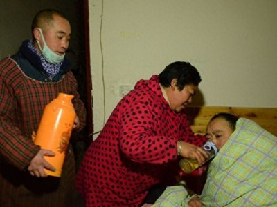 ​夫妻“三人行”，这故事背后是一个有情有义的奇女子