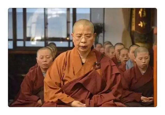 出家17年,她将破旧古寺改造成顶级佛学院,网友:佛在心中!