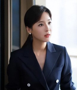 ​吴佳尼：星光背后的奋斗与平衡，演绎独立女性之路