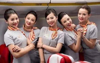 ​中国十大航空空姐：南航旗袍装，川航火辣热情，你最钟意哪家？