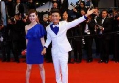 ​马蓉疑似微博被盗，“金耳朵兔子” 含沙射影着什么