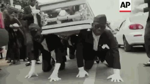 黑人抬棺是不是真的 黑人抬棺专业团队照片