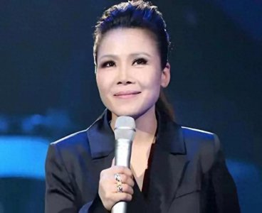 ​田震：从田野丫头到歌坛巨星的传奇之路