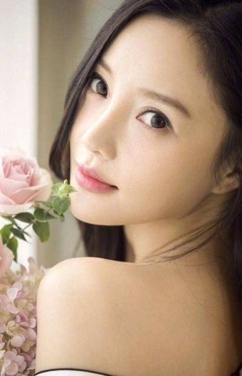 拥有“瓜子脸”的六位女星，李小璐垫底，最美是她