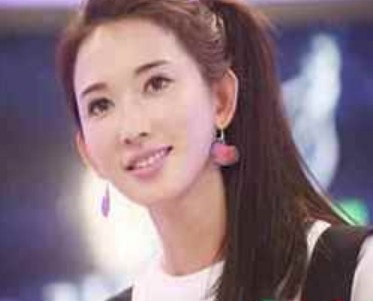 拥有“瓜子脸”的六位女星，李小璐垫底，最美是她