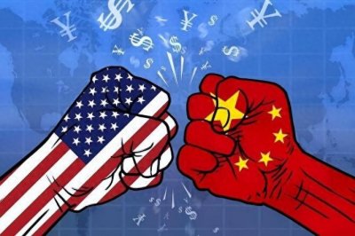 ​贸易战没伤到中国分毫！美国内斗倒激烈升级，特朗普麻烦大了