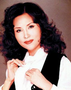 ​歌唱家芦秀梅：不愿抛弃入狱丈夫，55岁患癌去世，她至今让人痛惜