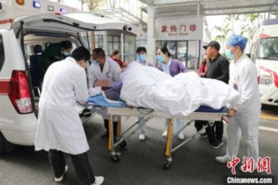 ​中越跨境医疗救助通道上演跨国生死救援
