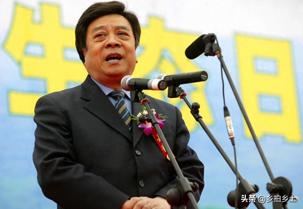 《动物世界》配音已成绝响，赵忠祥因病去世，享年78岁