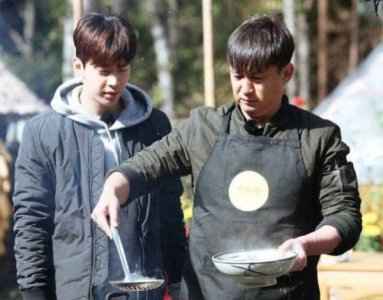 ​《向往3》迎来“宠妹狂魔”，黄老师头疼不已，张子枫笑开了花