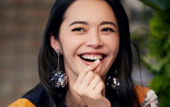 王一博的荧屏初吻竟然是和她?两个人的回应也很搞笑,不愧是你