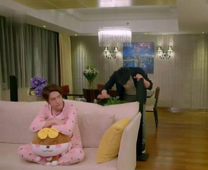 王一博的荧屏初吻竟然是和她?两个人的回应也很搞笑,不愧是你