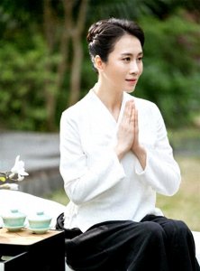 ​温峥嵘：隐婚生子20年，老公不是何政军，与姚刚也很清白