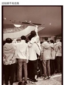 ​刘翔和妻子吴莎罕见秀恩爱，两人退役后到处旅行，幸福来之不易