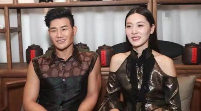 ​人丑还穷！8位丑男演员，娶的老婆咋一个比一个漂亮？