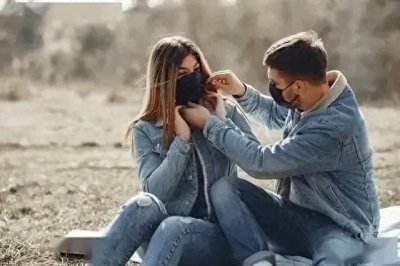 ​同事出差，我答应了帮忙照顾他的妻子，谁知却发生了一段故事