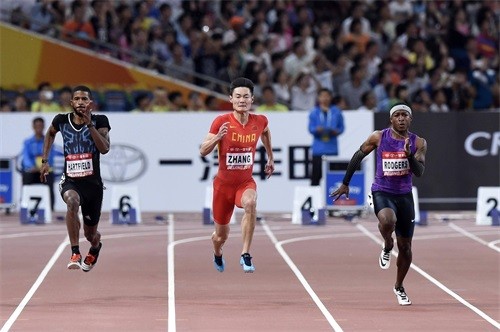 组图：中国短跑名将张培萌