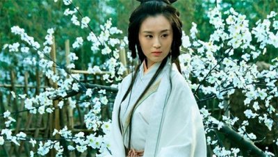 ​貂蝉、甄姬、大乔和小乔，从四人中选一个做老婆，你会选择谁？