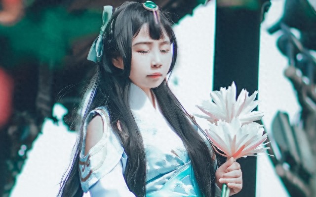 我在皇宫当巨巨 未依依