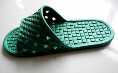 ​eva拖鞋会臭,鞋底eva和pvc拖鞋哪个好