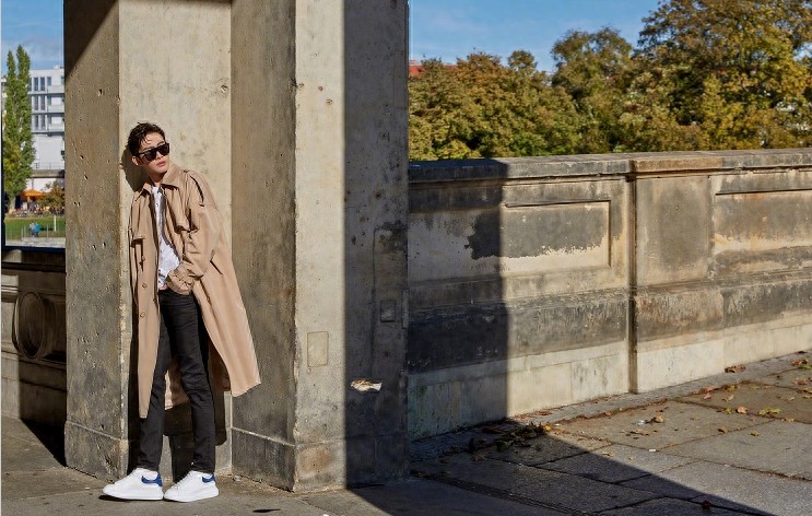 张彬彬秋日写真大片，风流倜傥有型有款，满满的荷尔蒙气息