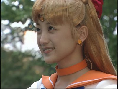 ​日本女星小松彩夏写真