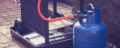 ​煤气罐快没气了可以横着放吗