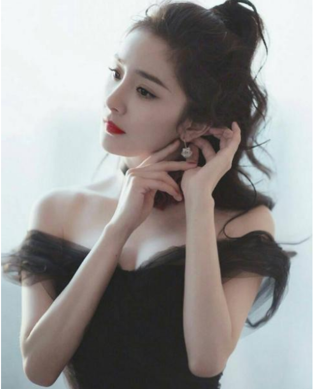 魏大勋肚皮舞惊艳拜杨幂所赐？杨幂大跳钢管舞曾让魏大勋如痴如醉