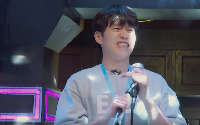 魏大勋肚皮舞惊艳拜杨幂所赐？杨幂大跳钢管舞曾让魏大勋如痴如醉