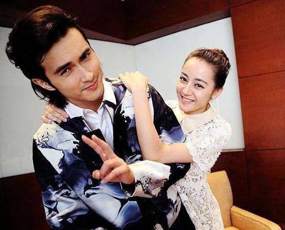 迪丽热巴新恋情曝光?网友:是真的吗?陈伟霆张云龙还是高伟光!