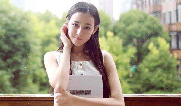 迪丽热巴新恋情曝光?网友:是真的吗?陈伟霆张云龙还是高伟光!