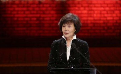 ​归亚蕾45岁（76岁老戏骨归亚蕾）