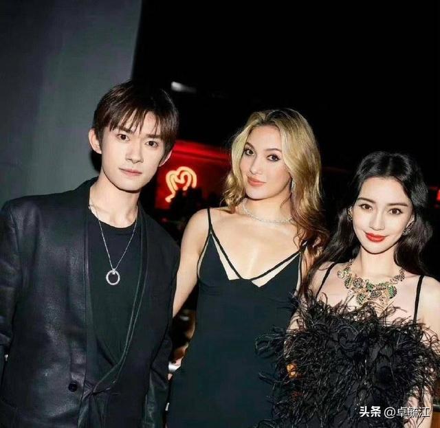 易烊千玺谷爱凌杨颖合照差距（易烊千玺杨颖谷爱凌惊喜同框）(1)