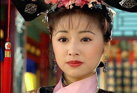 42岁林心如和71岁婆婆合照曝光,颜值不相上下,像一对姐妹