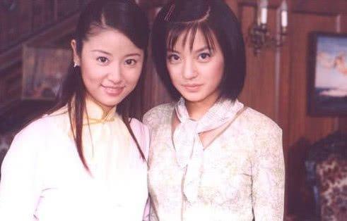 42岁林心如和71岁婆婆合照曝光,颜值不相上下,像一对姐妹