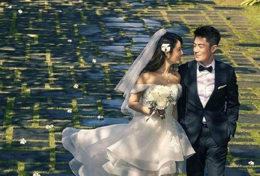 42岁林心如和71岁婆婆合照曝光,颜值不相上下,像一对姐妹