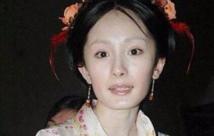 杨幂十年前旧照曝光,这就是传说中的嫩牛五方?整没整一目了然